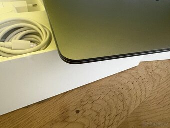 Macbook Air 13" M1 chip 8 GB RAM | 256 SSD | TOP stav - 12