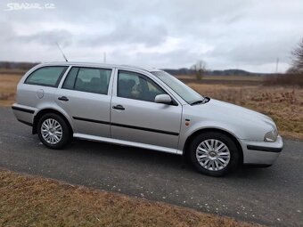 Škoda Octavia Combi 1.8T 110Kw - 12