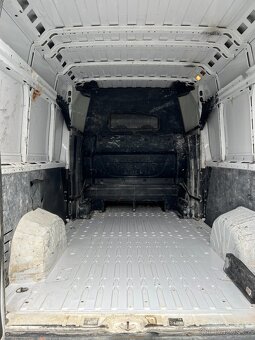 96 kW, 2.3 JTD, 7 MÍST, NOVÝ MOTOR - 12