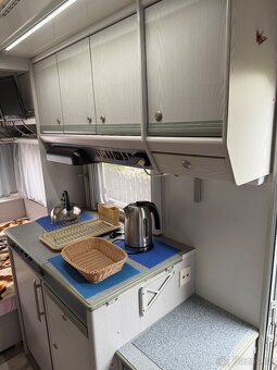 Karavan Knaus Südwind 6504 i do zimy - 12