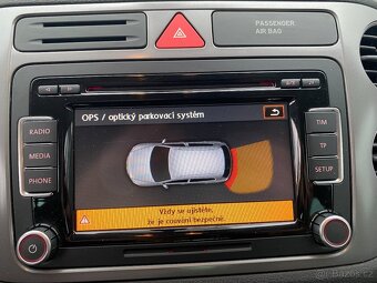 VW Tiguan 2.0 TDi DSG 4x4, Servis, Senzory - 12