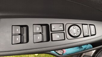 HYUNDAI TUCSON 1,7 CRDi 85kW První majitel Najeto 58 tis.km - 12