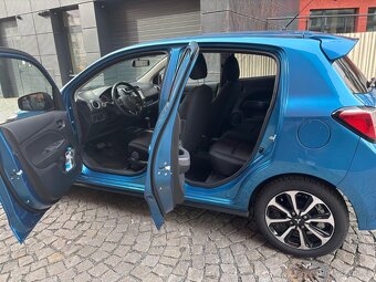 Mitsubishi Space Star - 12