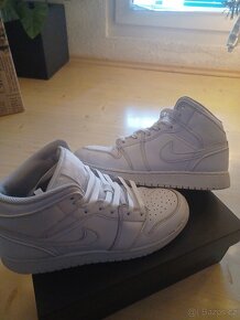 Nike Air Jordan 1 MID originál 40 - 12
