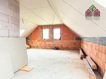 RD ve výstavbě, obytná plocha 346 m2, zahrada 853 m2, dvouga - 12