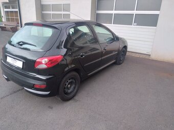 Peugeot 206+ +1.4i UrbanStyle - 12