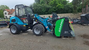 kloubový nakladač, motor kubota, kloubový nakladač - 12