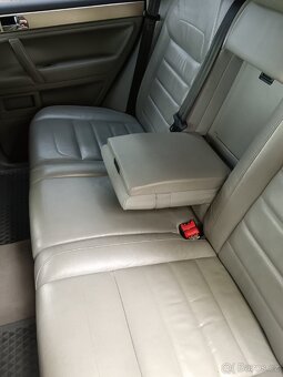 VW Touareg 3.0TDI - 12