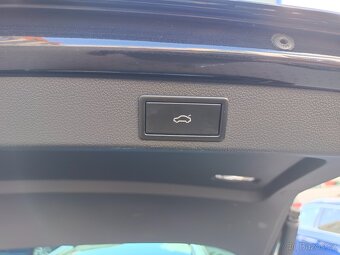Škoda Superb 3 Combi 2.0TDI 140kW DSG Matrix ACC ERGO Navi - 12