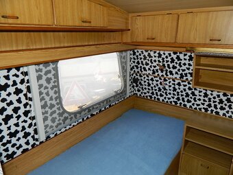 Dvouosý karavan Wilk Stern de luxe - 12