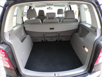 Volkswagen Touran 1,4 TSI TAŽNÉ ZAŘÍZENÍ - 12