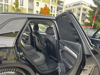 Audi Q5 35 2.0 TDi 4x2 - navi,LED,temp,vyh.sed,park.s,163 PS - 12