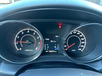 Mitsubishi ASX 1.6 86kW 2013 143215km 1.majitel vyhřev sedad - 12