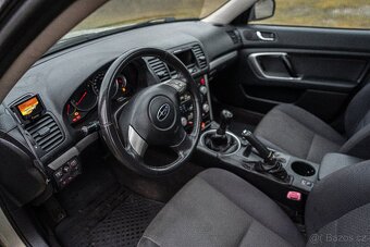 2007 Subaru legacy outback 2.5l Benzín Manuál. - 12