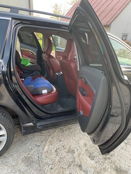 Volvo V70 D5 AWD - 12