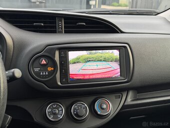 Toyota Yaris Y20 - 12