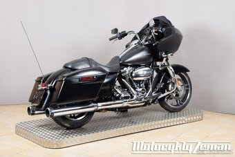 Harley-Davidson FLTRXS Road Glide Special 2017 - 12