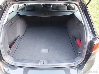 Volkswagen Passat 1.6 Tdi, r.v 2020, pouze 121000km. - 12