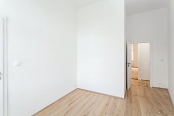 Na prodej byt 3+kk ,70 m2,ulica Řehořova, Praha 3 - Žižkov - 12