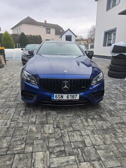 Mercedes E220 CDI 143kw Coupe - 12