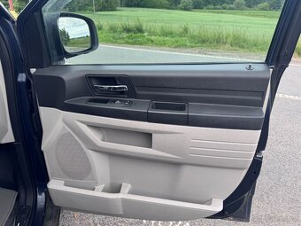 Chrysler Town Country Gr Caravan 3,3 LPG RT 2008 - 12