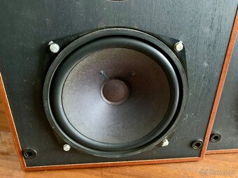 Tesla Zesilovač a reproduktory - 12