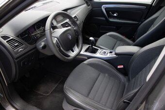 Renault Laguna Grandtour Grand 2.0 dCi Black Edition - 12