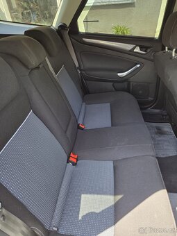 Ford Mondeo 1.6 nafta r.v.2012 - 12