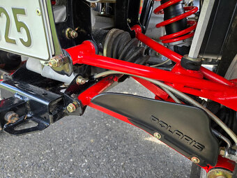 Polaris Sportsman 800 EFI zachovalý - 12