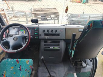 Mercedes Benz - VARIO 0814D - 12