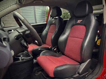 Ford Fiesta ST150 - 12