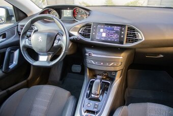 aj NA SPLÁTKY Peugeot 308 Break/SW 1.5 BlueHDi Allure - 12