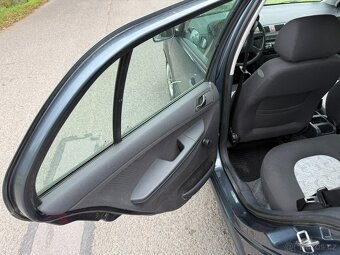 Škoda Fabia 1.4i 16v 55kw manuál klima servis - 12