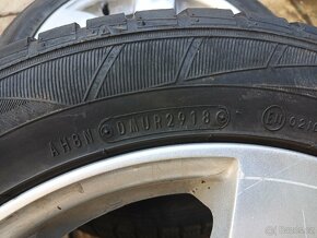 Prodám 4x alu 6,5Jx15H2 rozteč 5x100 se zim. pneu 195/55R15 - 12