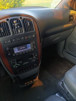 Chrysler voyager - 12