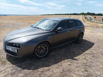 Alfa Romeo 159 2.0 JTDm - 12