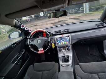 Volkswagen  Passat combi 2.0 TDI 103Kw - 12