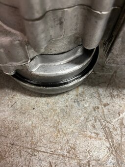 Motor babetta 207 + díly - 12