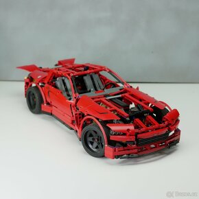 Lego červený závoďák - 12