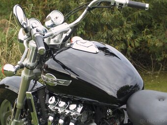 Honda GL 1500/6 Valkyrie - 12