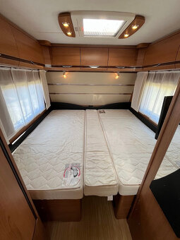 Karavan LMC MUSICA 560E 2013, Markýza, Nafukovací Předstan - 12