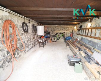 Prodej  zděné chaty 3+1 se zahradou, pozemek 400 m², Jindřic - 12