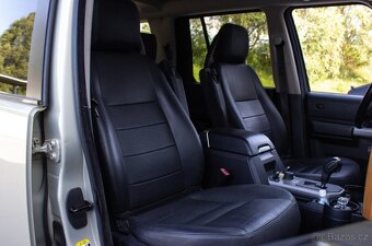 Land Rover Discovery HSE + Convenience Pack - 12