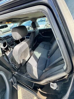 Audi A4, 1.9TDI 96KW MANUAL KLIMA Ojeté, 2002, 278 000 km 59 - 12