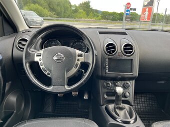 Nissan Qashqai 1.6i - 12