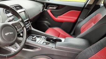 Jaguar F-Pace 35t AWD R-Sport 250 kW - 12