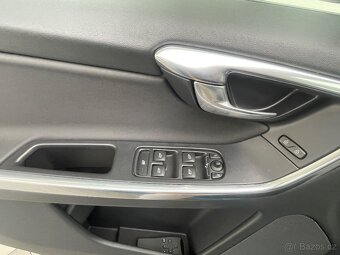 VOLVO XC60 2.4 D4 AWD AUTOMAT 173.000km koupeno v CZ - 12