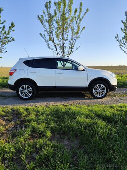 PRODÁM NISSAN QASHQAI 1,5 dCi - 12