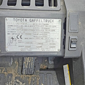 Vysokozdvižný vozík Toyota 42-7FGF25 - plyn - 12