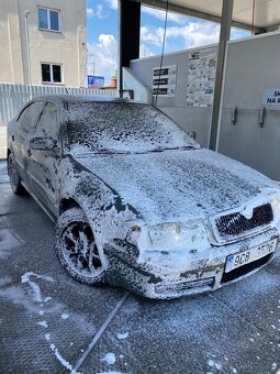 Škoda Octavia 1.9 Tdi 81 kW L&K - 12